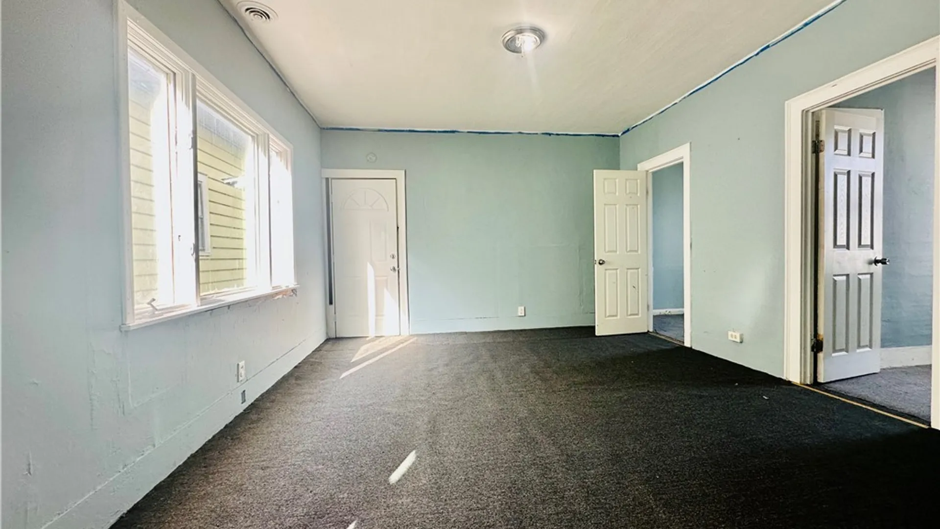 Property at 37 Schutrum Street, Buffalo, NY 14212 11