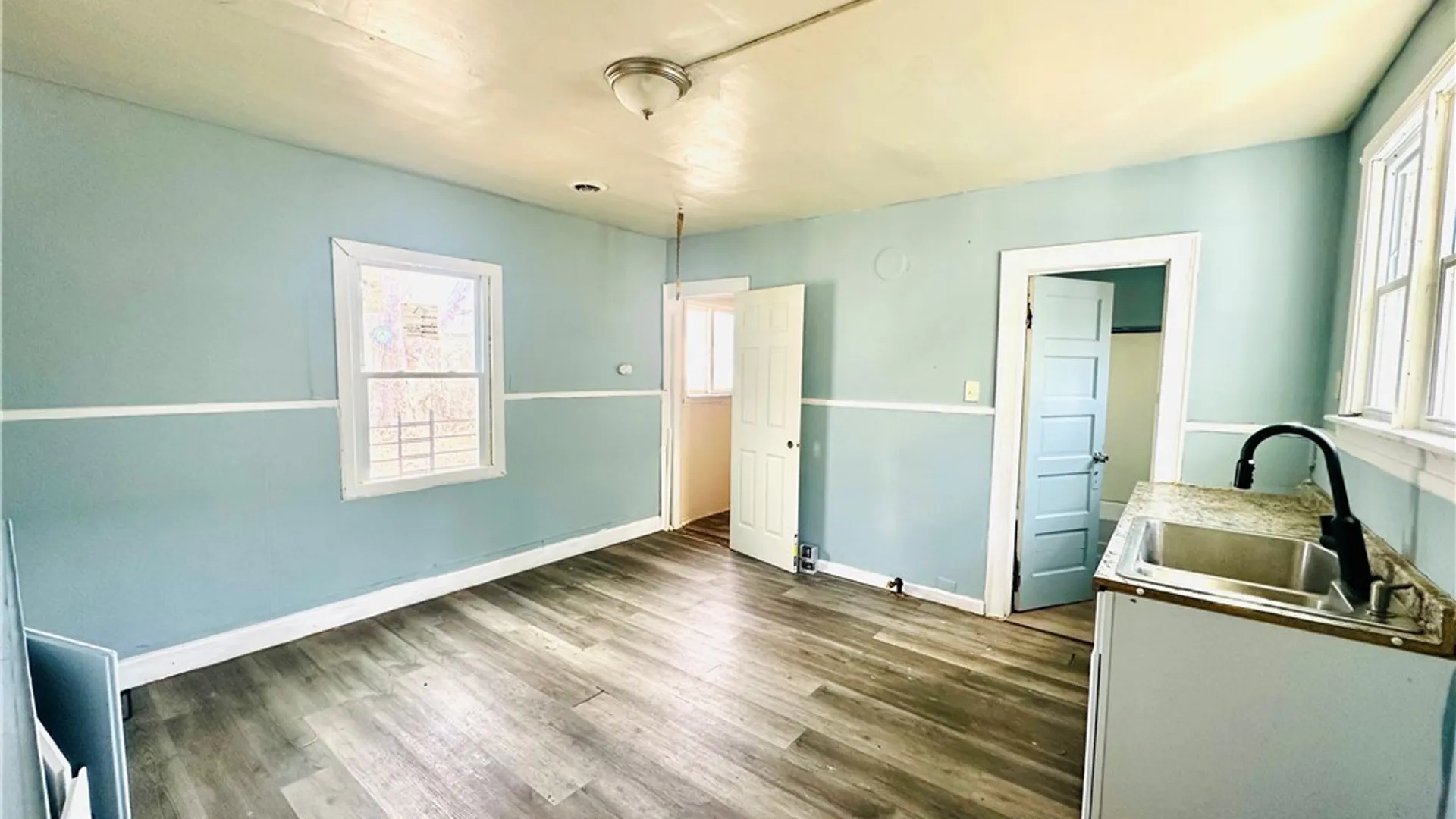 Property at 37 Schutrum Street, Buffalo, NY 14212 17