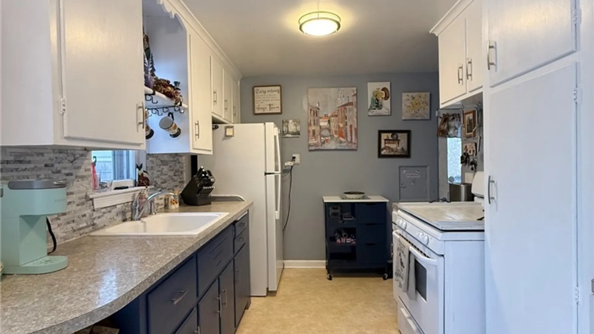 Property at 319 Westchester Boulevard, Tonawanda, NY 14217 9