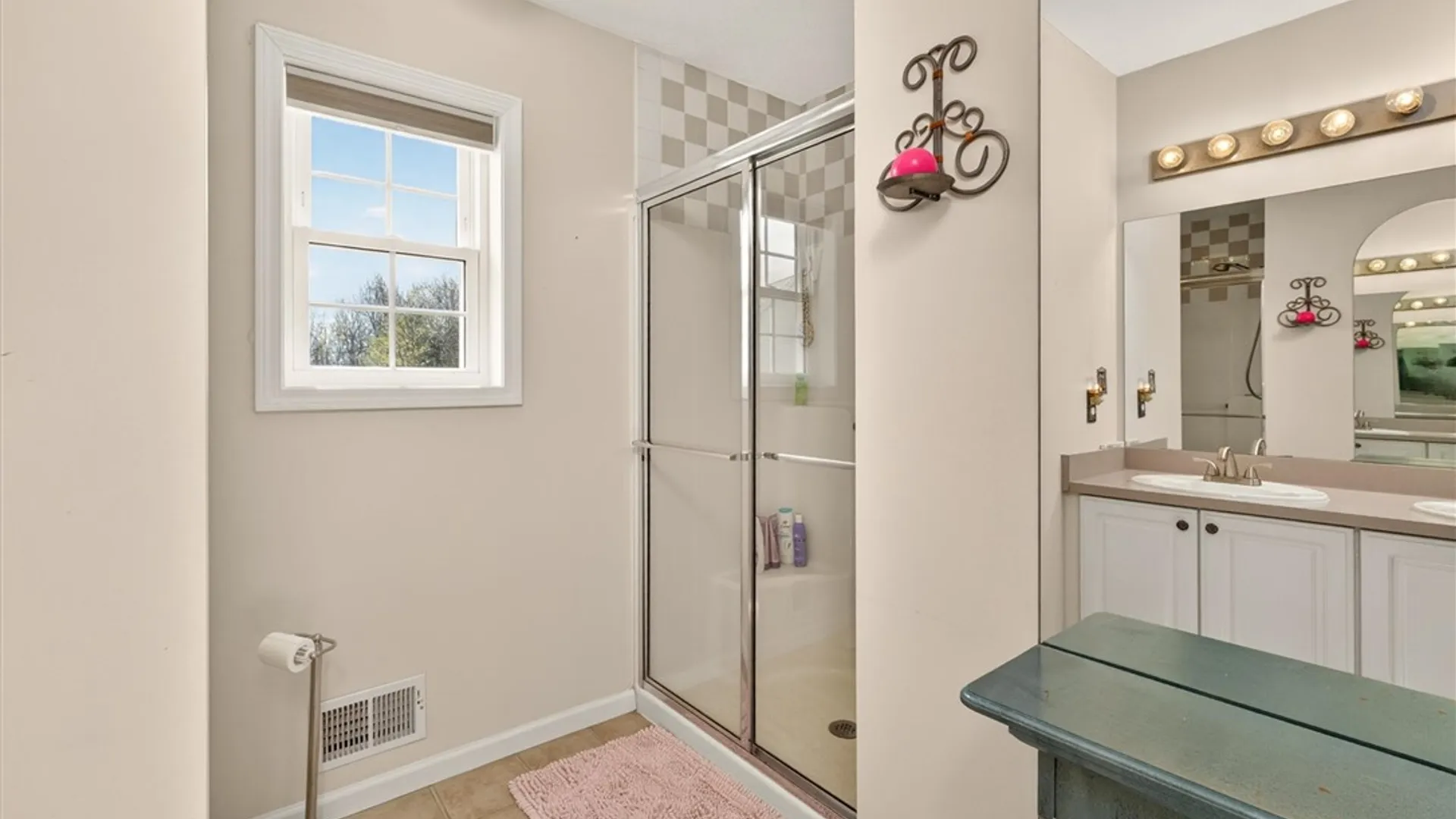 Property at 1343 Fieldcrest Lane, Victor, NY 14564 30