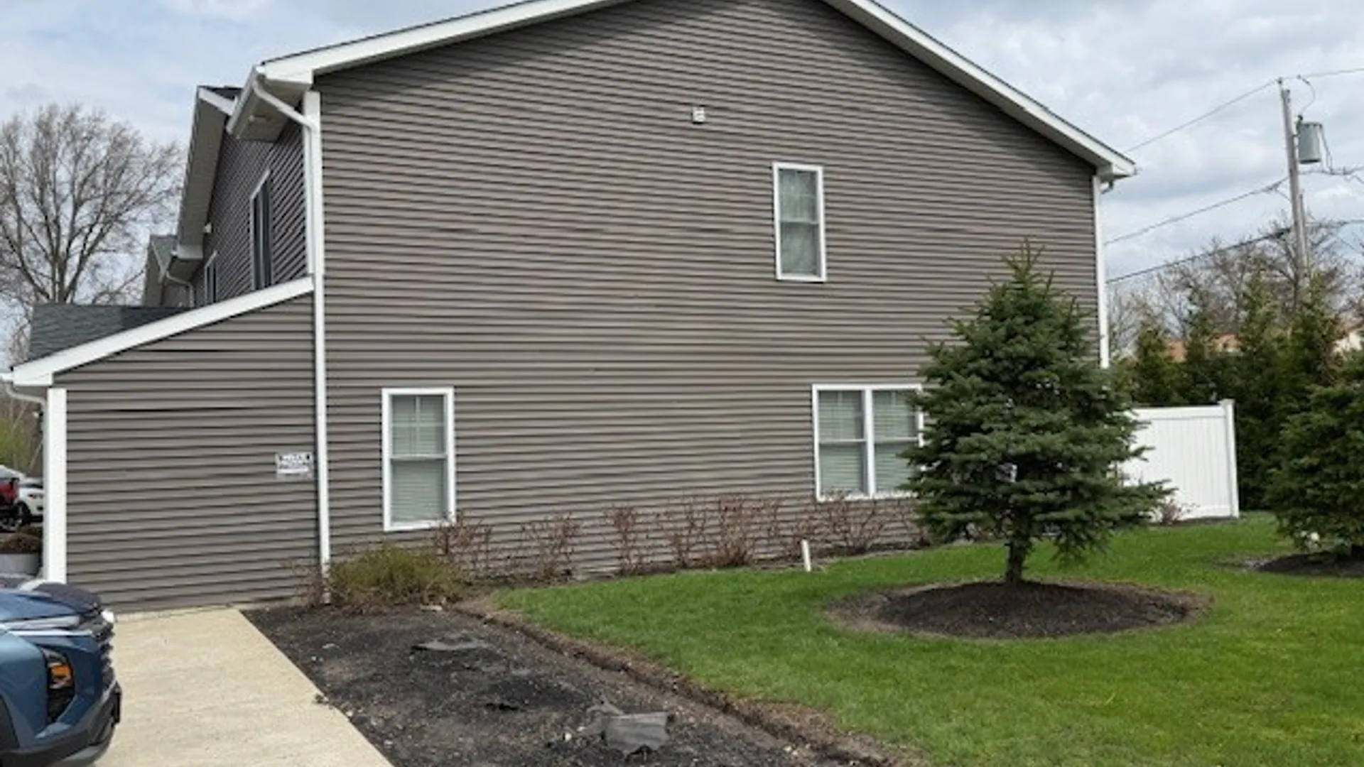 Property at 46 Roger Chaffee Drive, Amherst, NY 14228 3