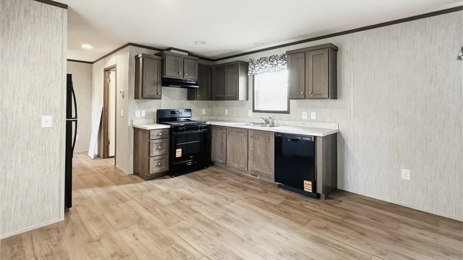 Property at 608 Kilkenny Drive, Schuyler, NY 13502 6