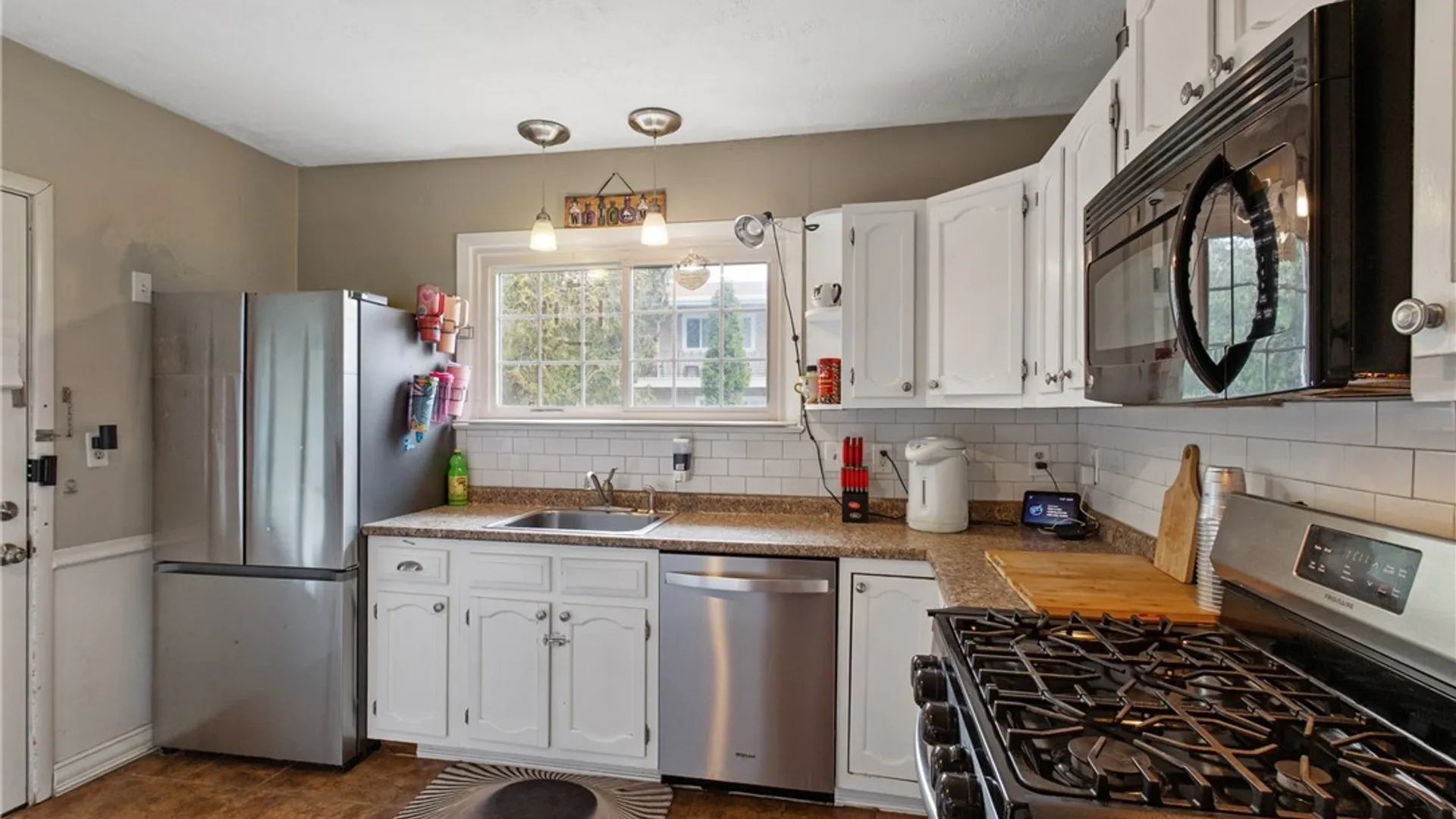 Property at 140 Jamesville Road, DeWitt, NY 13214 10