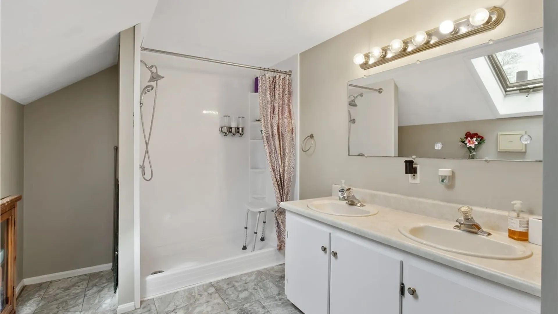 Property at 140 Jamesville Road, DeWitt, NY 13214 19