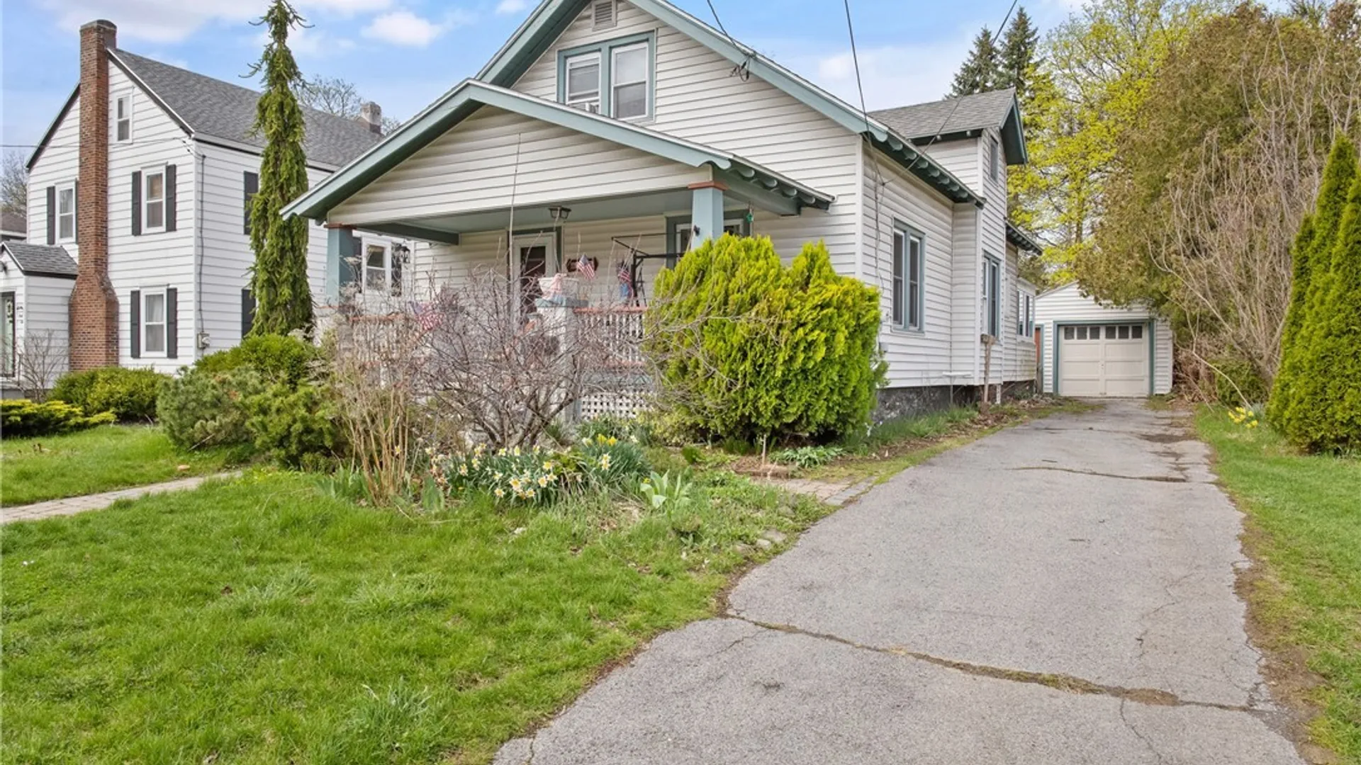 Property at 140 Jamesville Road, DeWitt, NY 13214 2