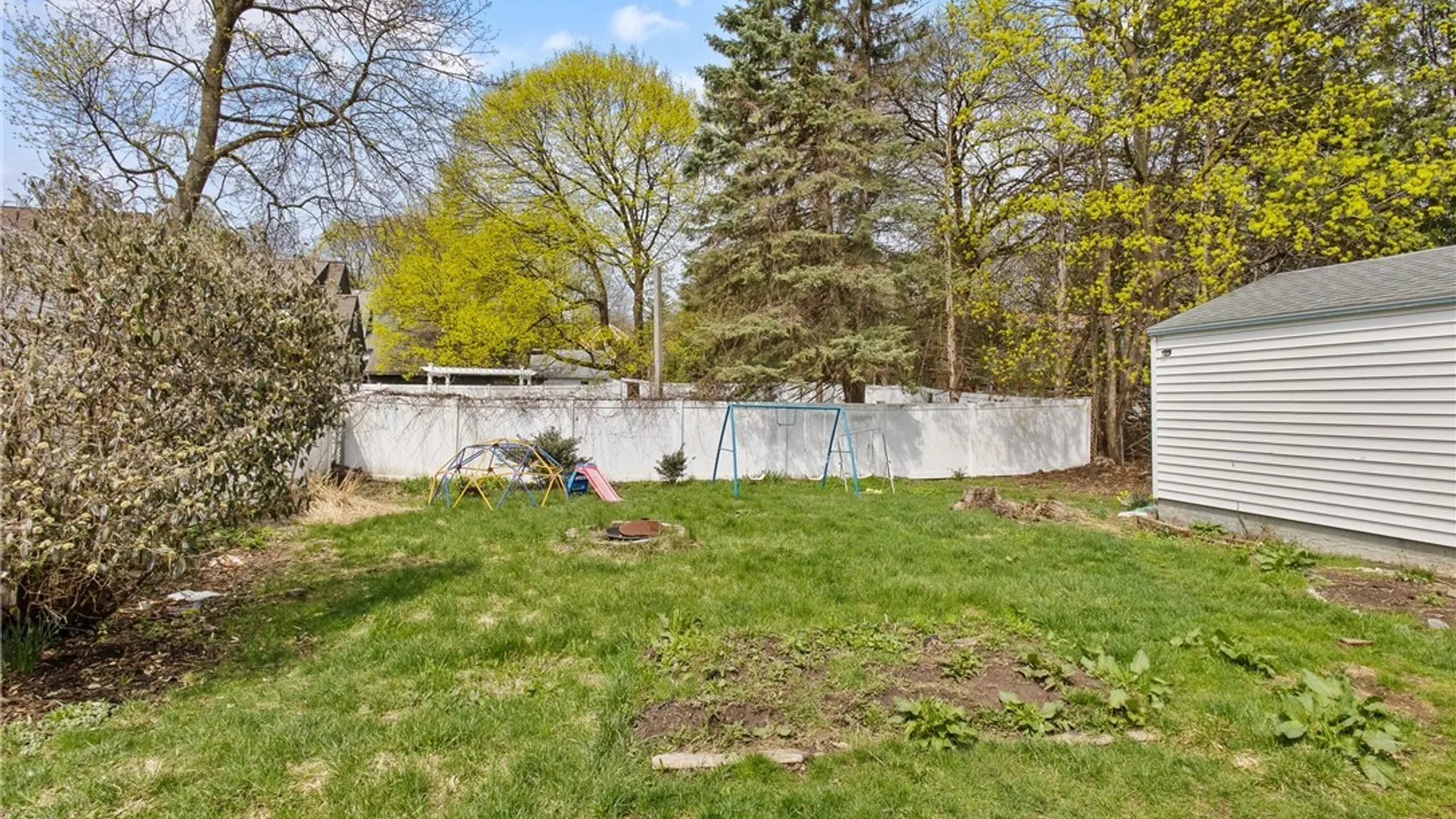 Property at 140 Jamesville Road, DeWitt, NY 13214 25