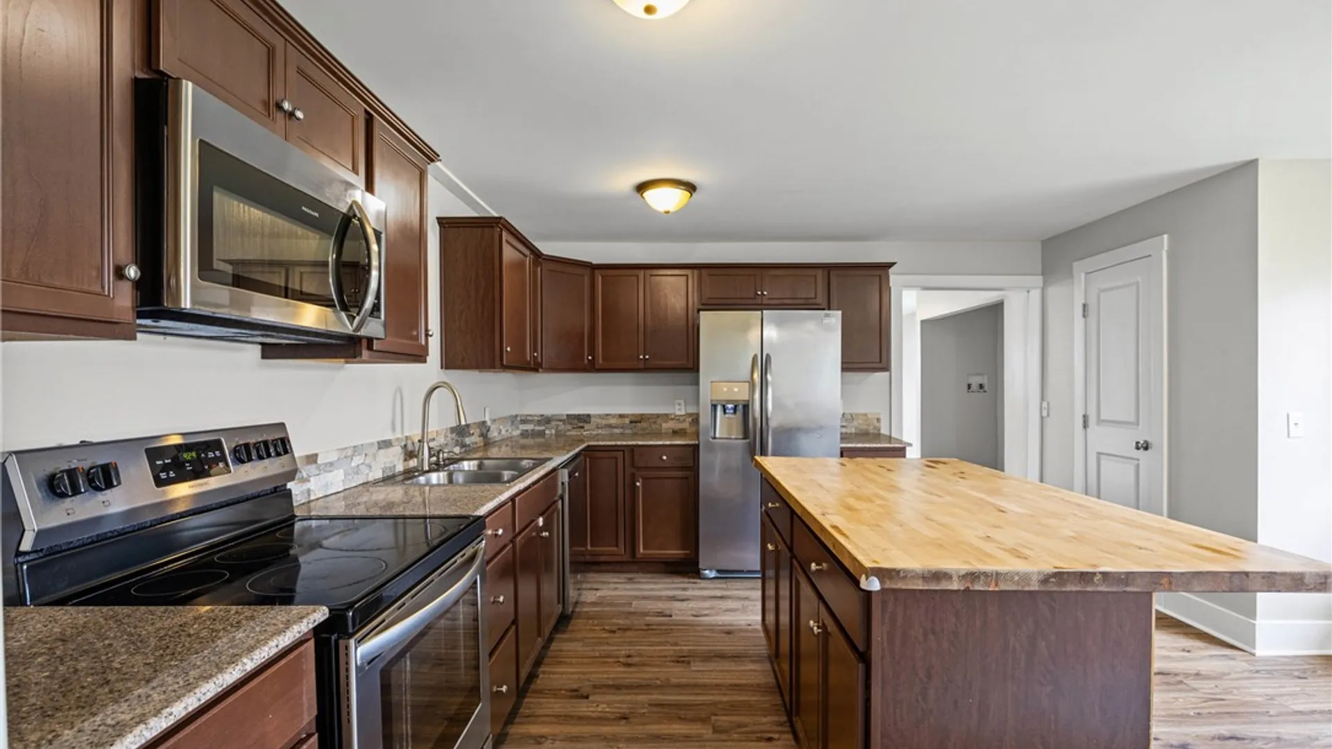 Property at 5154 Deliverance Avenue, Williamson, NY 14505 12