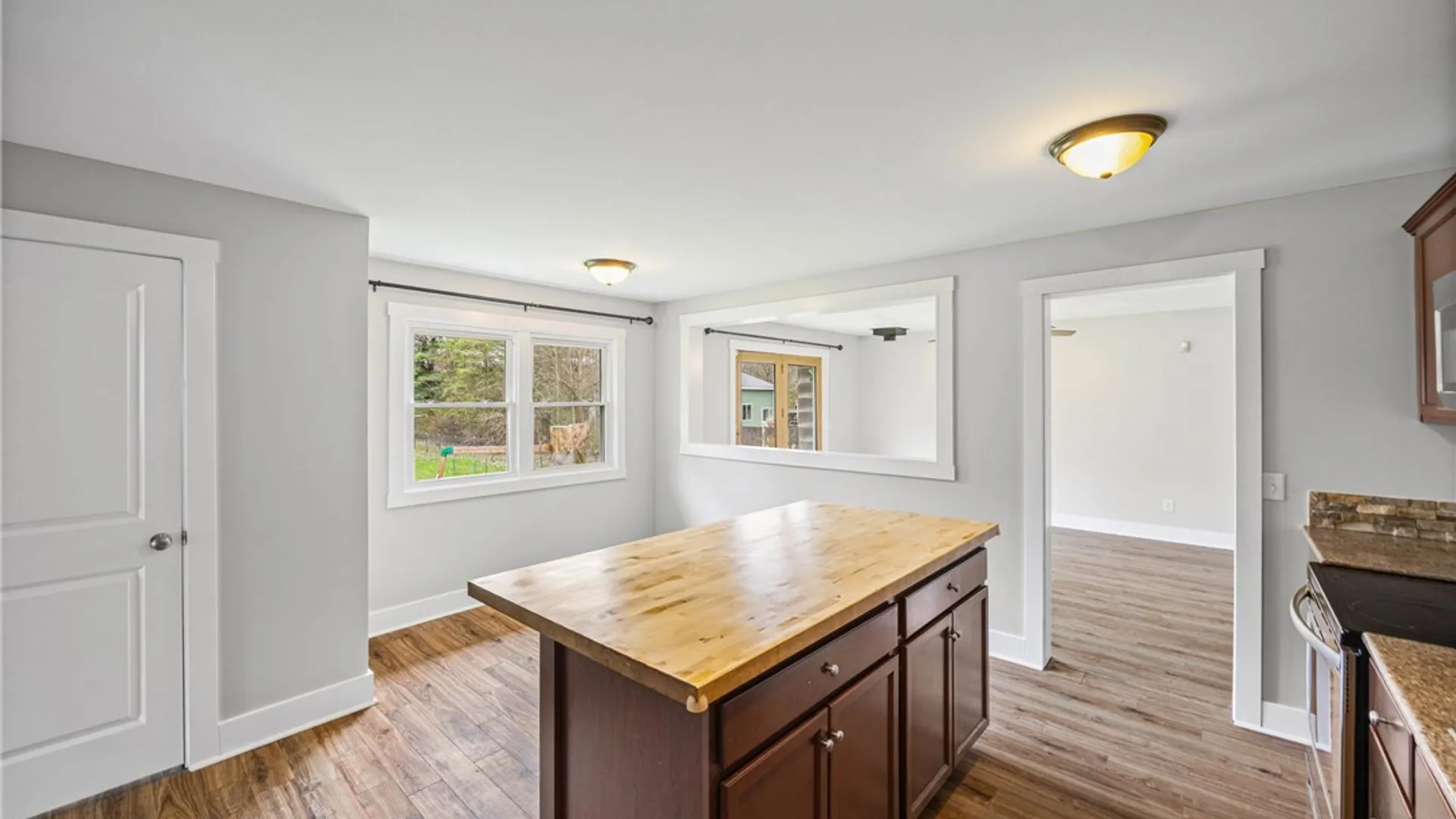 Property at 5154 Deliverance Avenue, Williamson, NY 14505 14