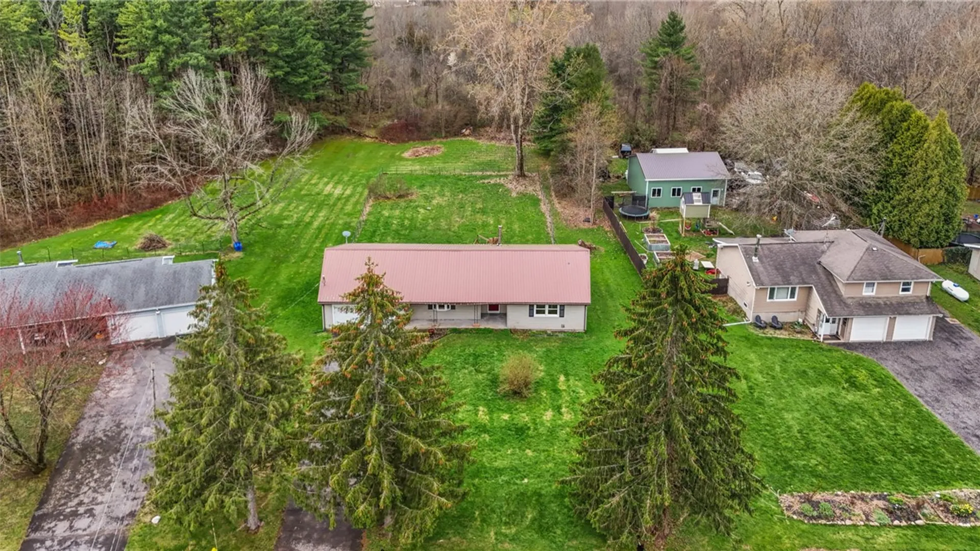 Property at 5154 Deliverance Avenue, Williamson, NY 14505 37