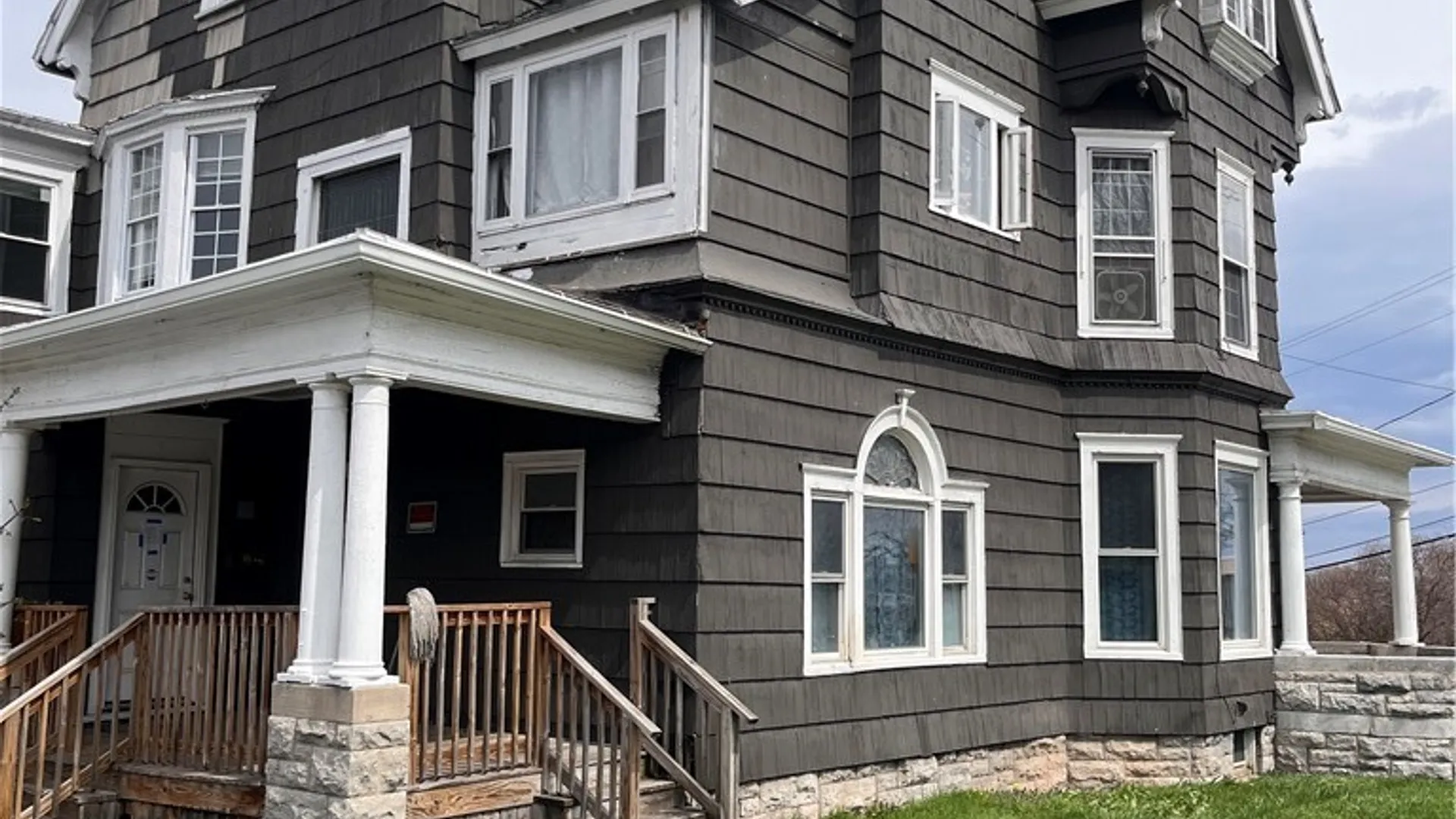 Property at 1624 Genesee Street, Syracuse, NY 13204 3