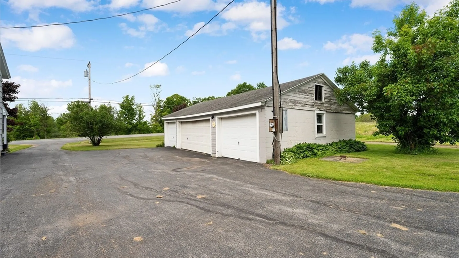 Property at 5766 State Route 233, Westmoreland, NY 13440 3