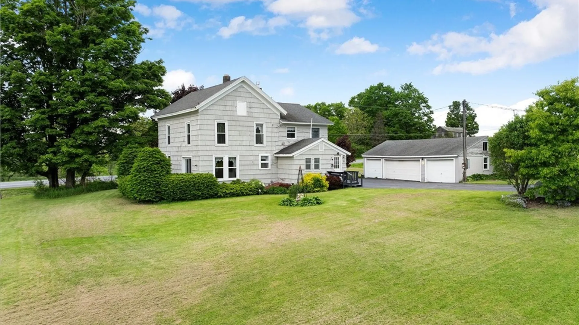 Property at 5766 State Route 233, Westmoreland, NY 13440 4