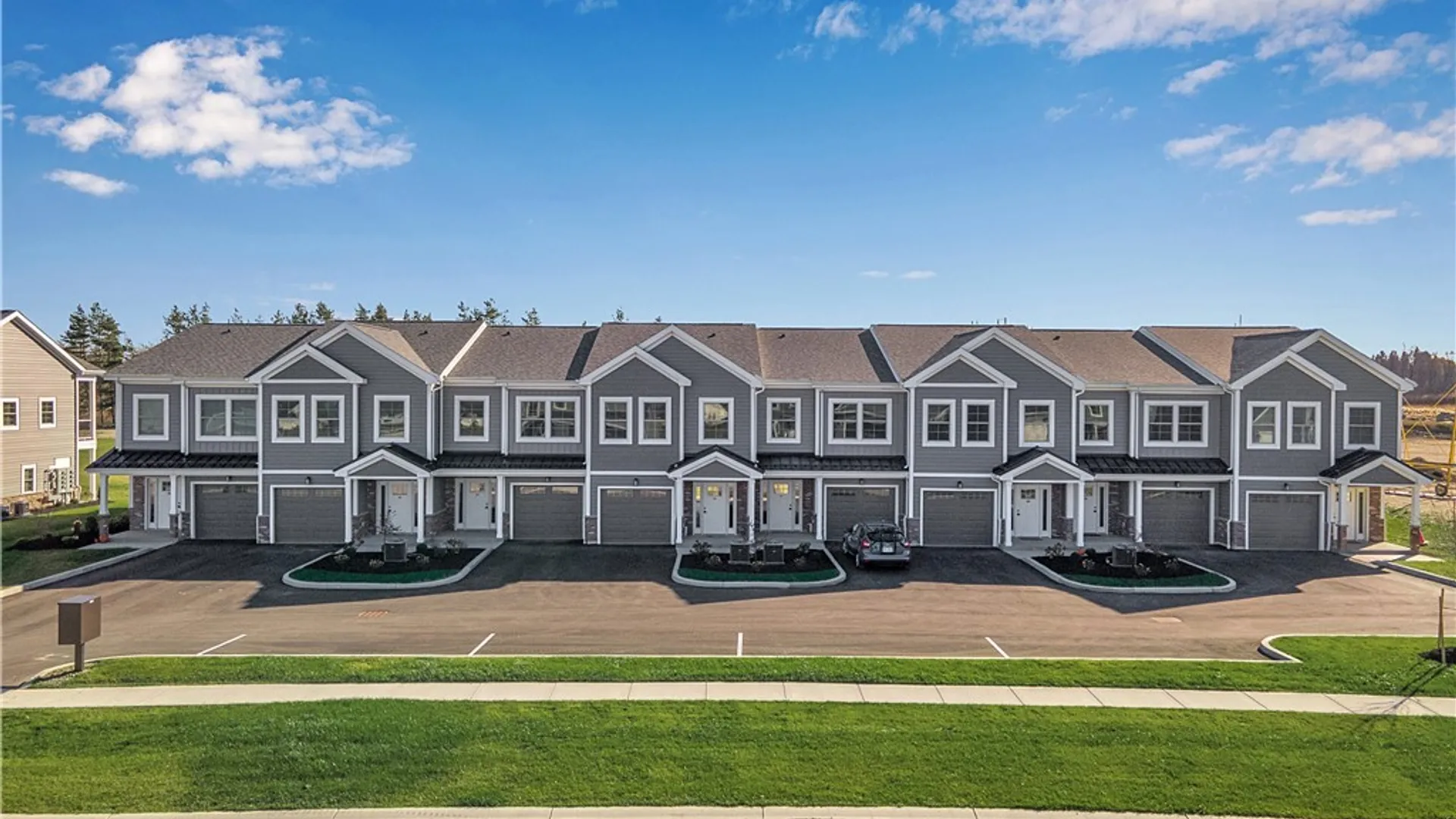 Property at 3385 Cedar Valley, Hamburg, NY 14075 2