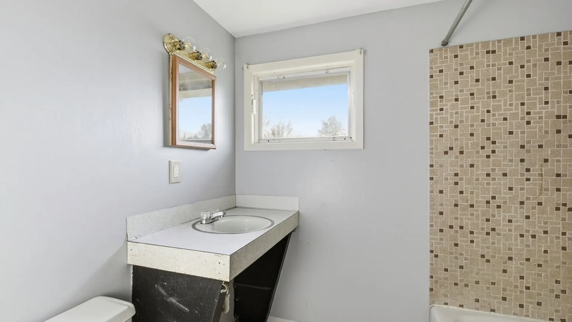 Property at 5180 Orangeport Road, Clay, NY 13029 24