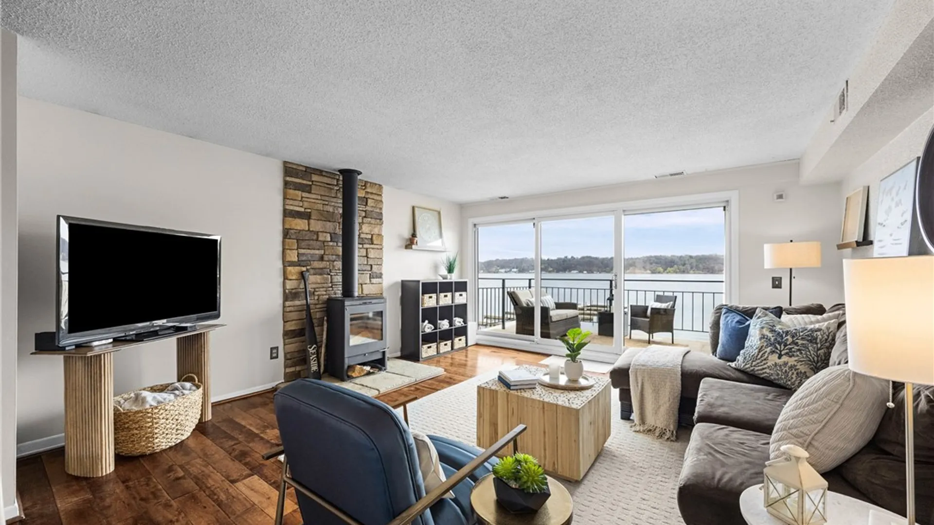 Property at 351 Bay Village Drive, Irondequoit, NY 14609 18