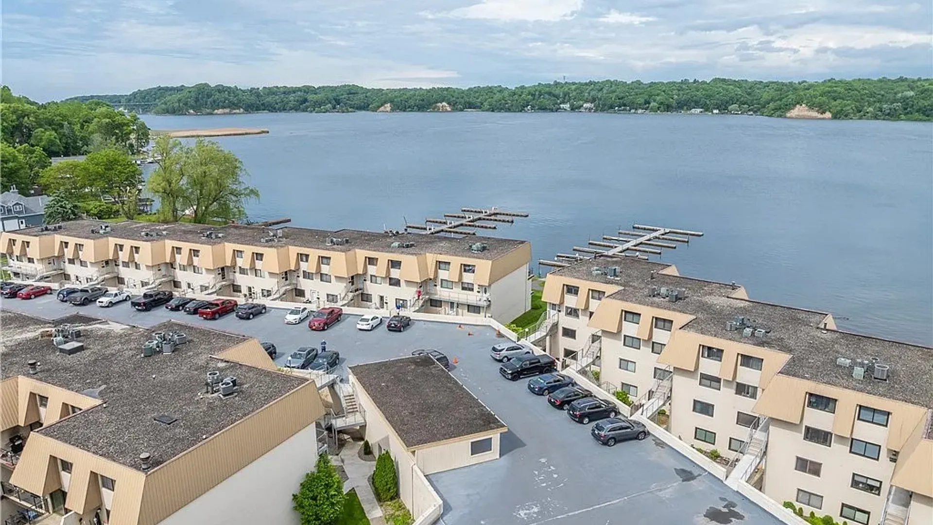 Property at 351 Bay Village Drive, Irondequoit, NY 14609 37