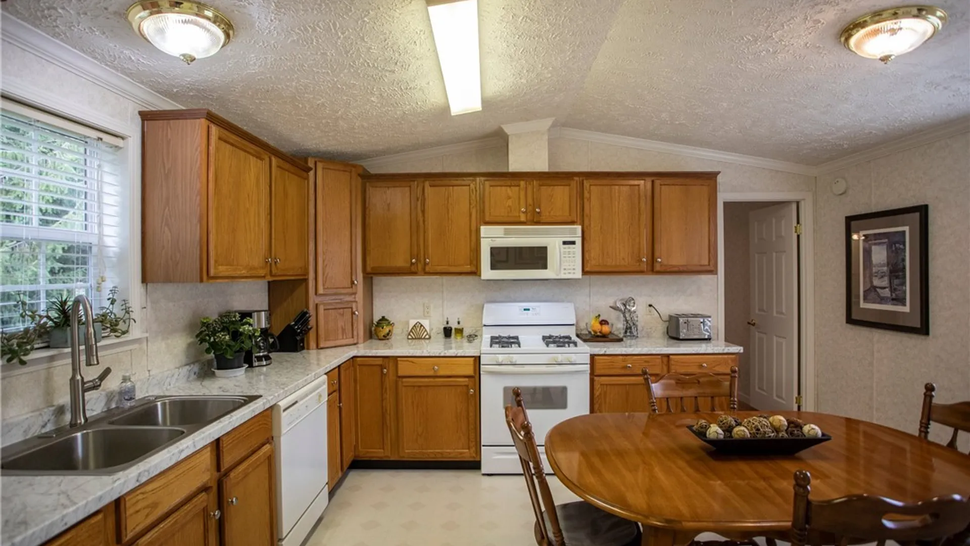 Property at 113 Green Valley Estates, Great Valley, NY 14741 5