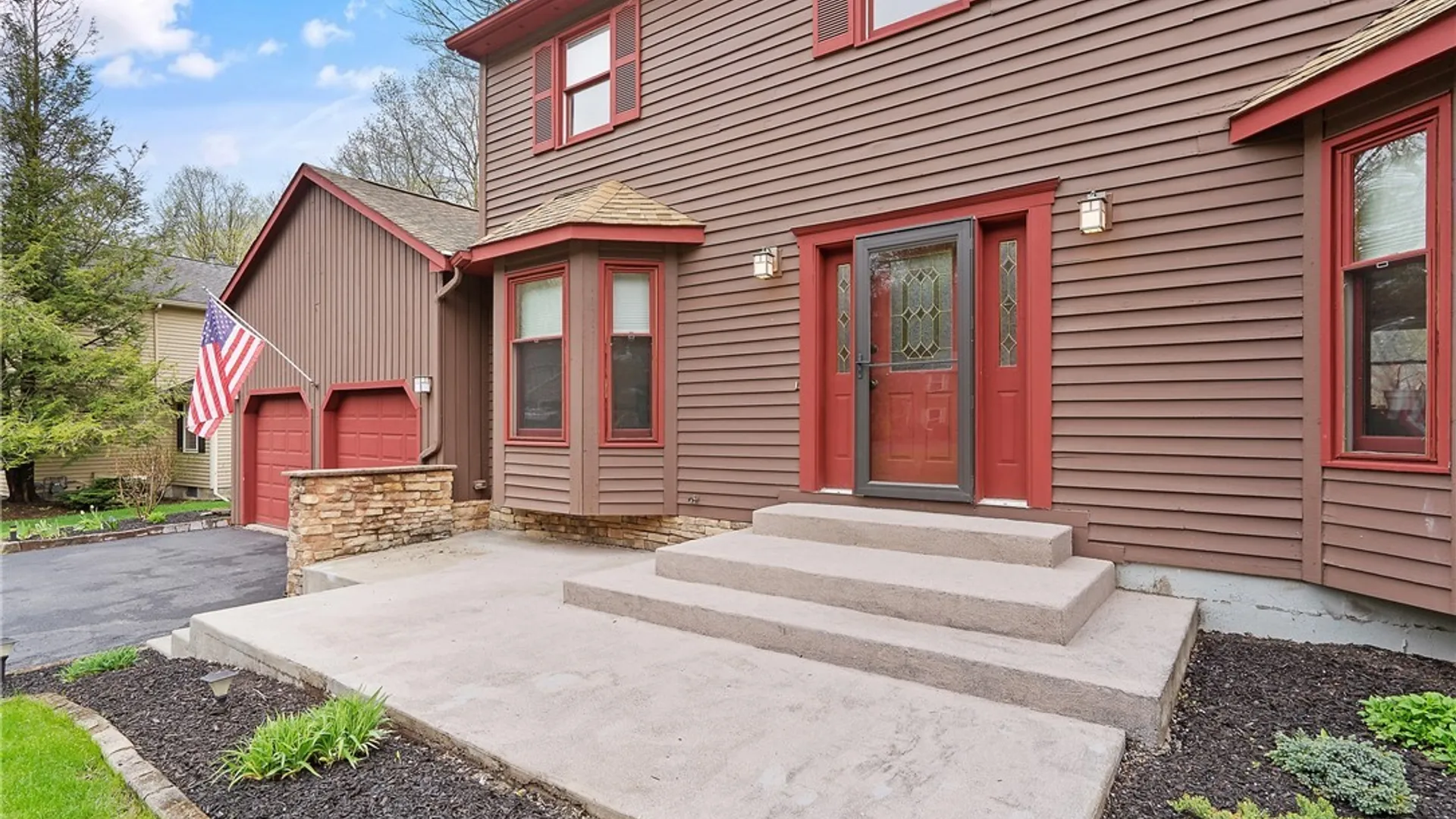 Property at 4527 Lamplighter Lane, Manlius, NY 13104 3