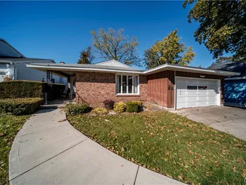 110 Bellshire Lane, Syracuse, NY 13208
