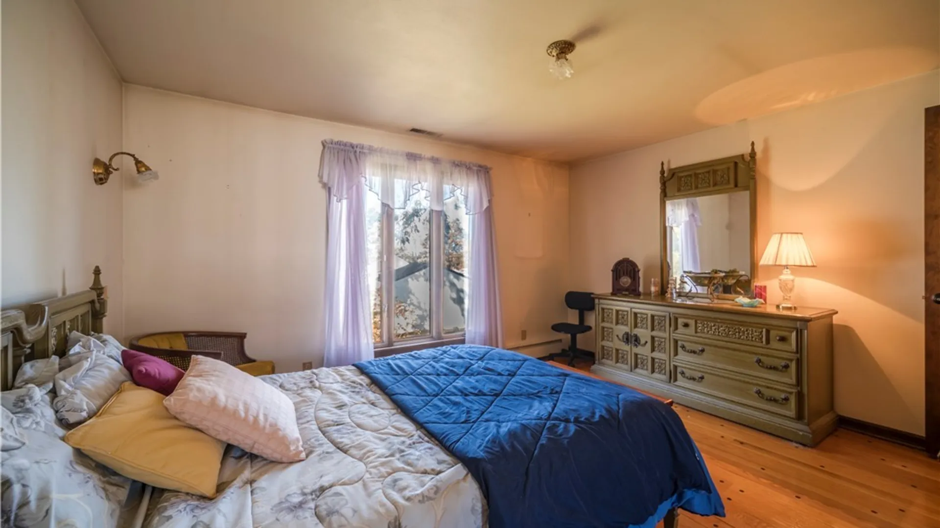 Property at 110 Bellshire Lane, Syracuse, NY 13208 30