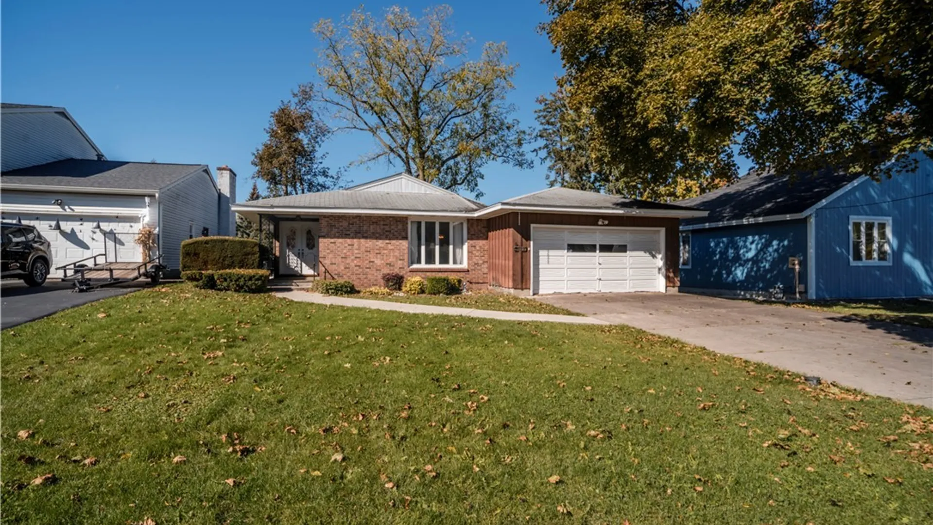 Property at 110 Bellshire Lane, Syracuse, NY 13208 39