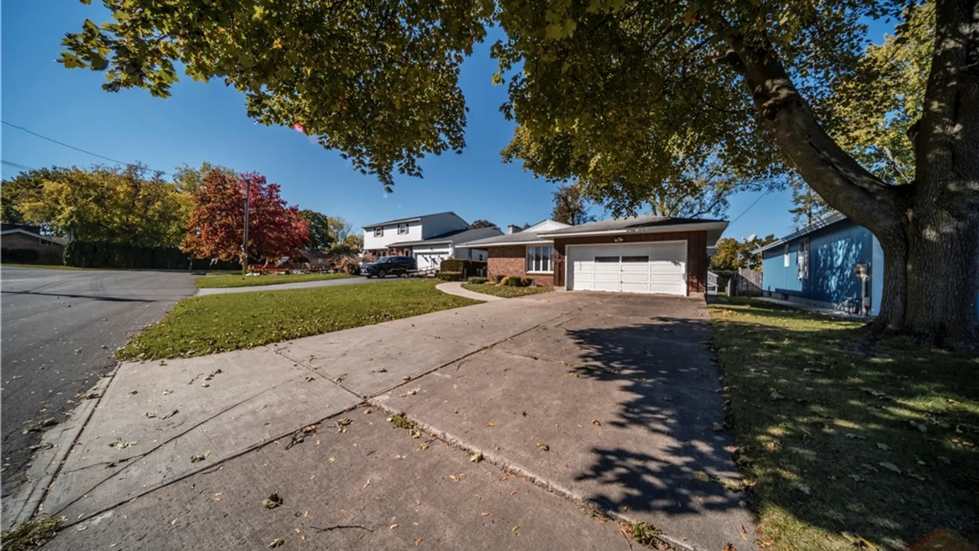 Property at 110 Bellshire Lane, Syracuse, NY 13208 40