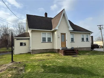 2061 Bri-Hen Town Line Road, Henrietta, NY 14623