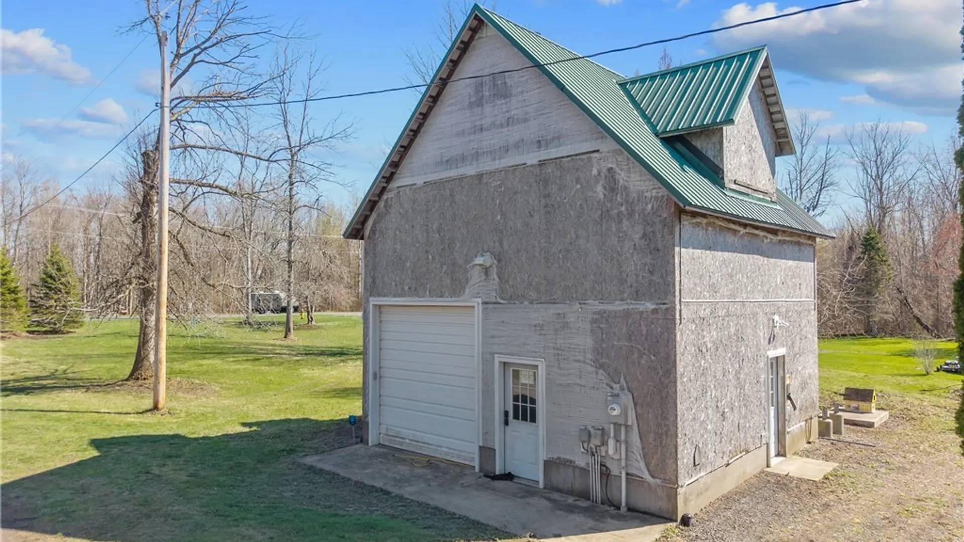 Property at 16162 Sunset Drive, Sterling, NY 13156 3