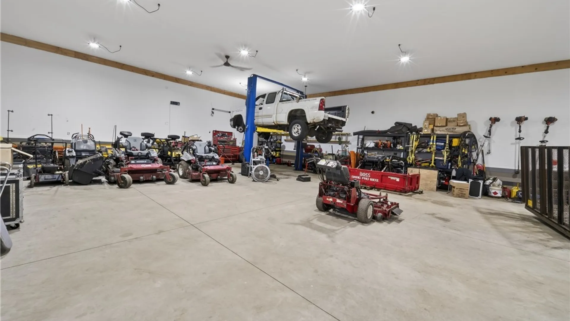 Property at 371 Beach Road, Geddes, NY 13209 43