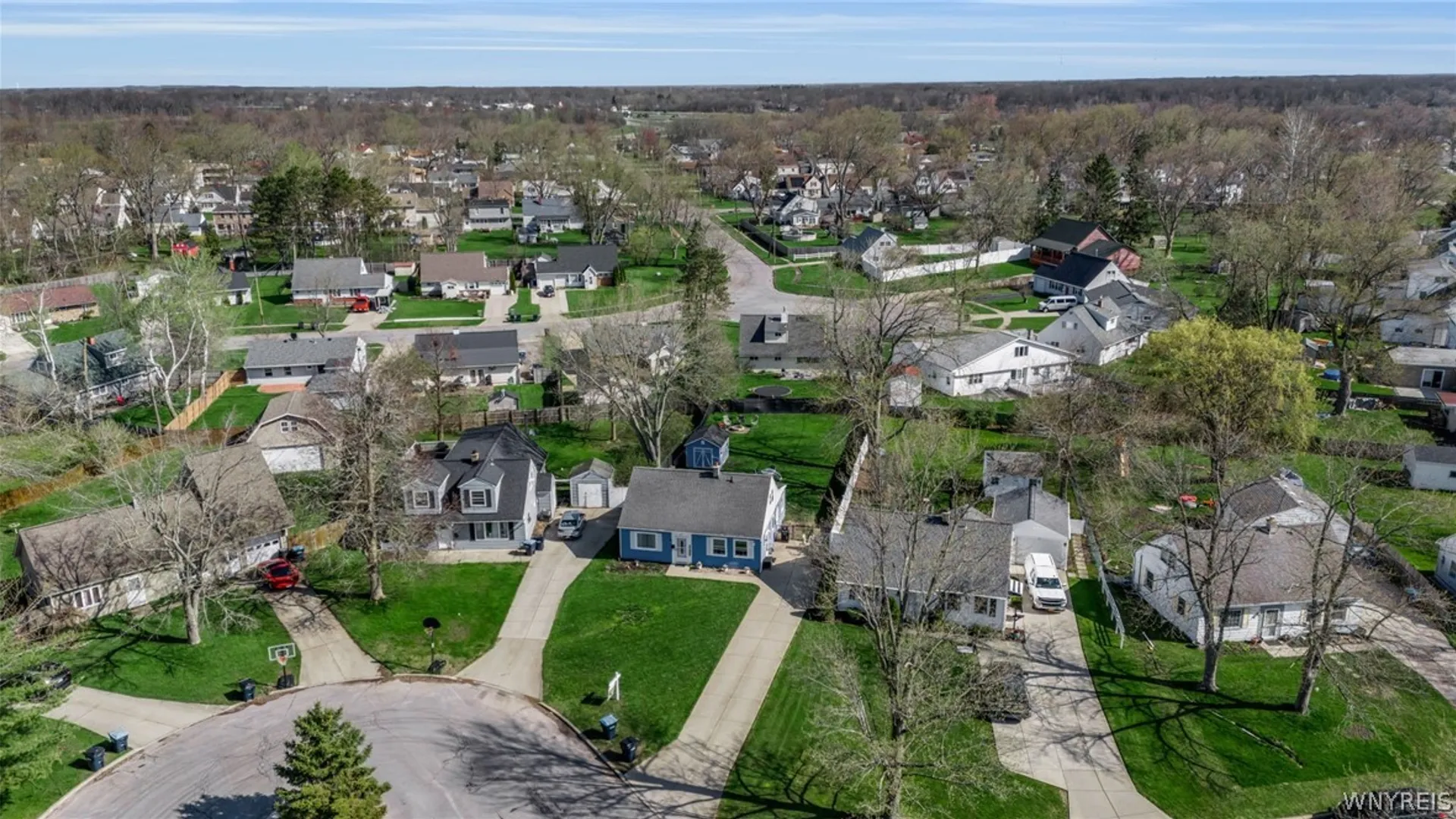 Property at 21 Schutt Court, Grand Island, NY 14072 17