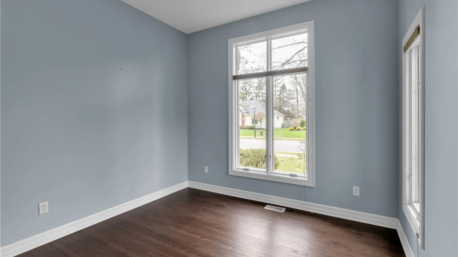 Property at 15 Brookshire Court, Amherst, NY 14051 28