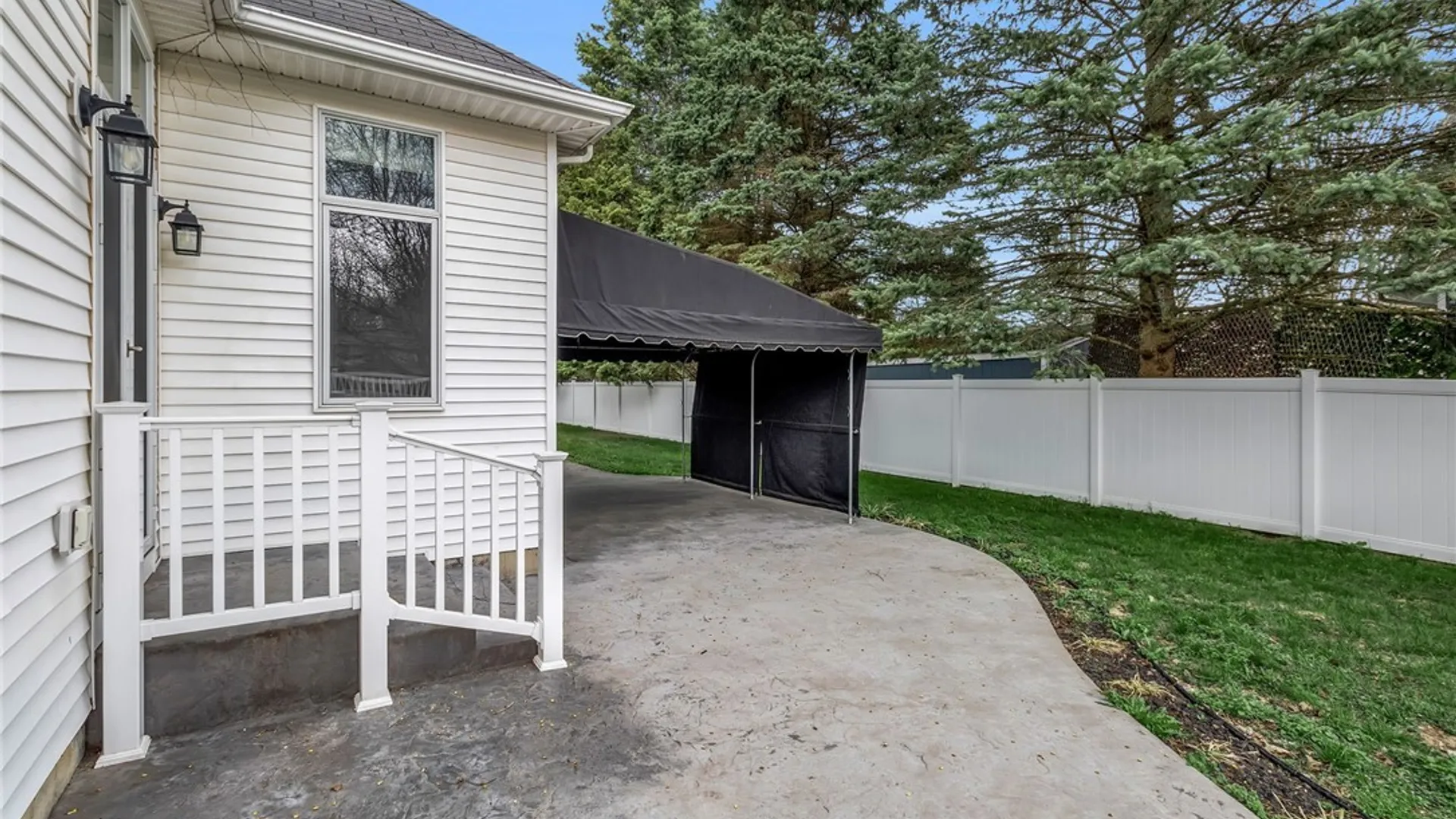 Property at 15 Brookshire Court, Amherst, NY 14051 33