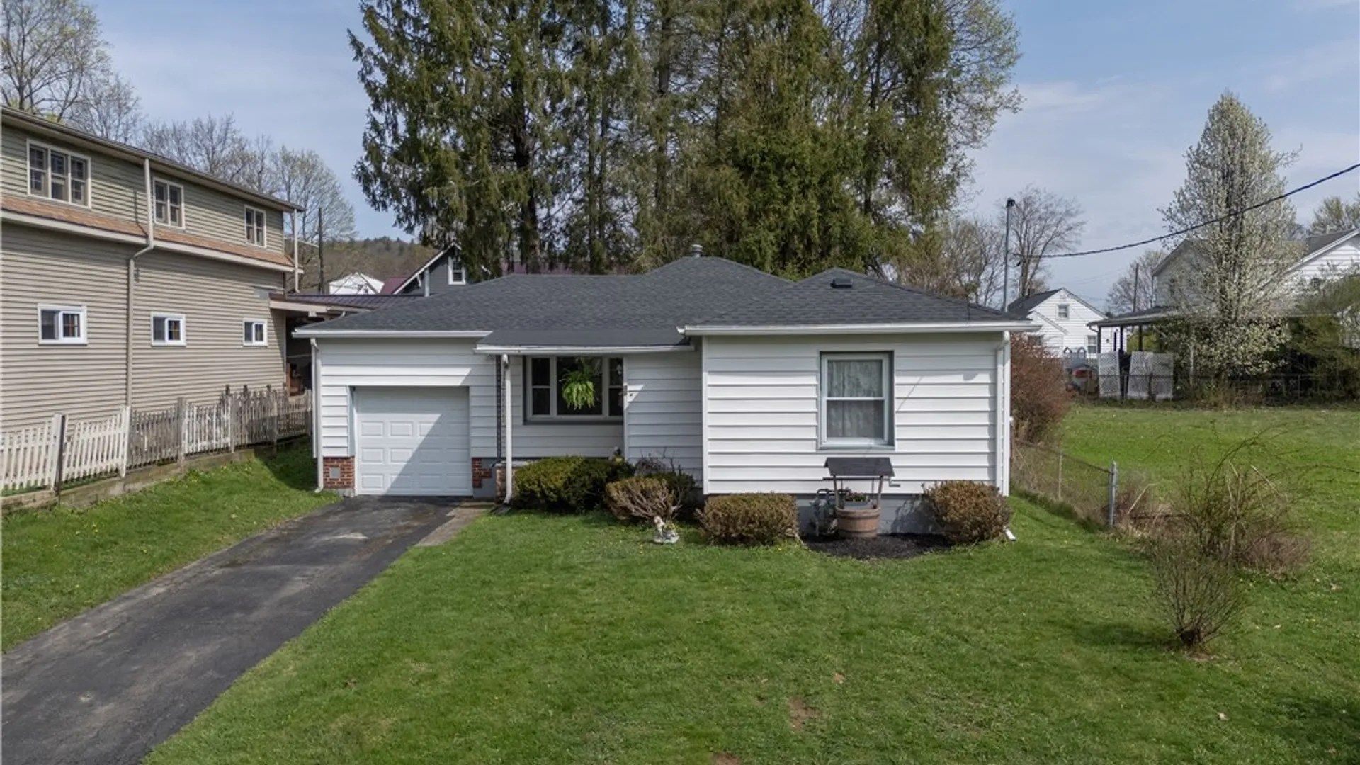 Property at 12 Waldemeere Avenue, Ellicott, NY 14733 25