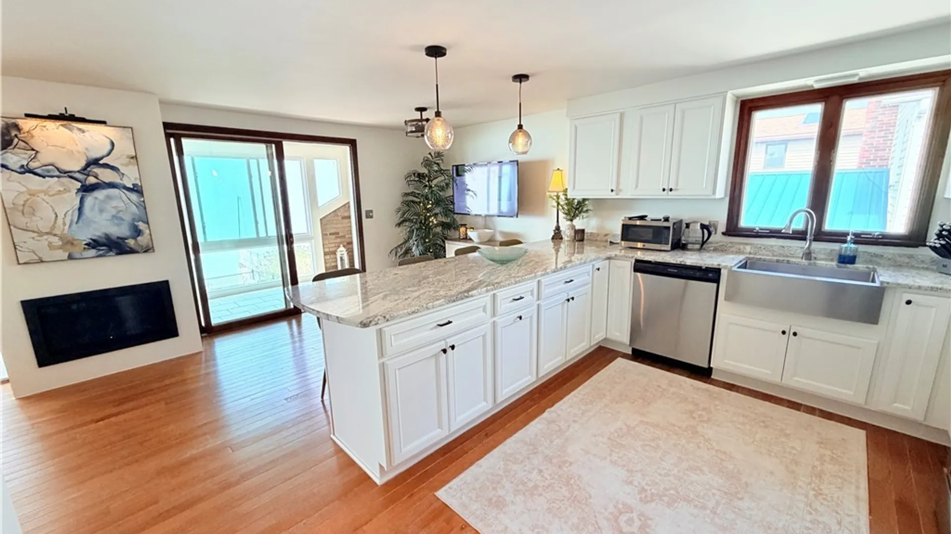 Property at 31 Shore Drive, Hamburg, NY 14219 13