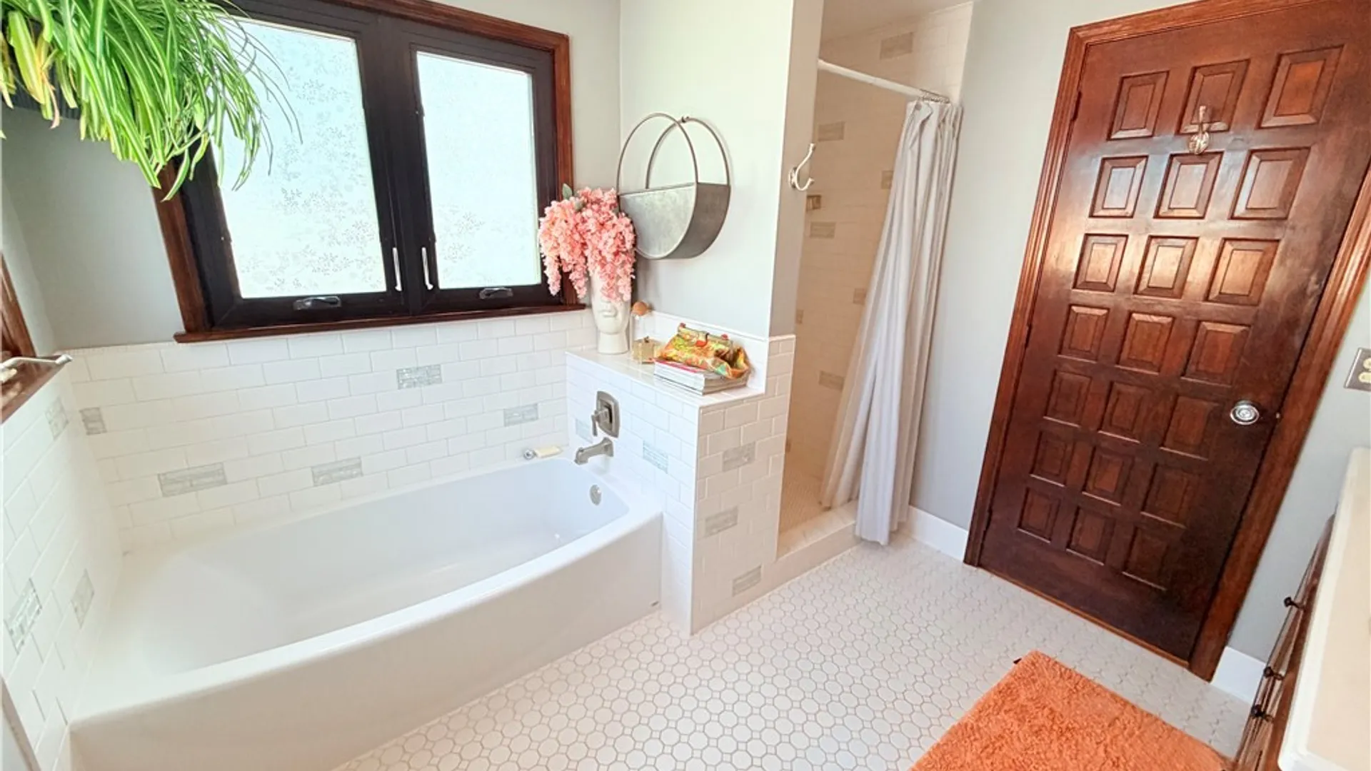 Property at 31 Shore Drive, Hamburg, NY 14219 29