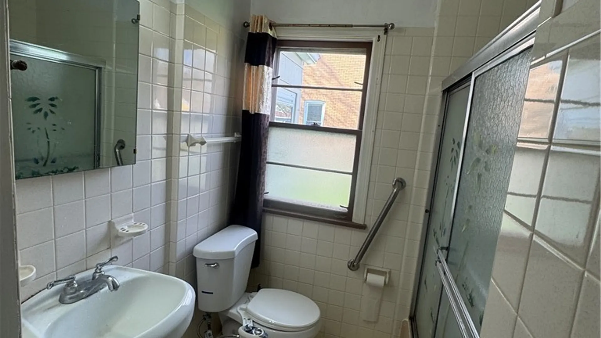 Property at 465 18th Street, Niagara Falls, NY 14303 24