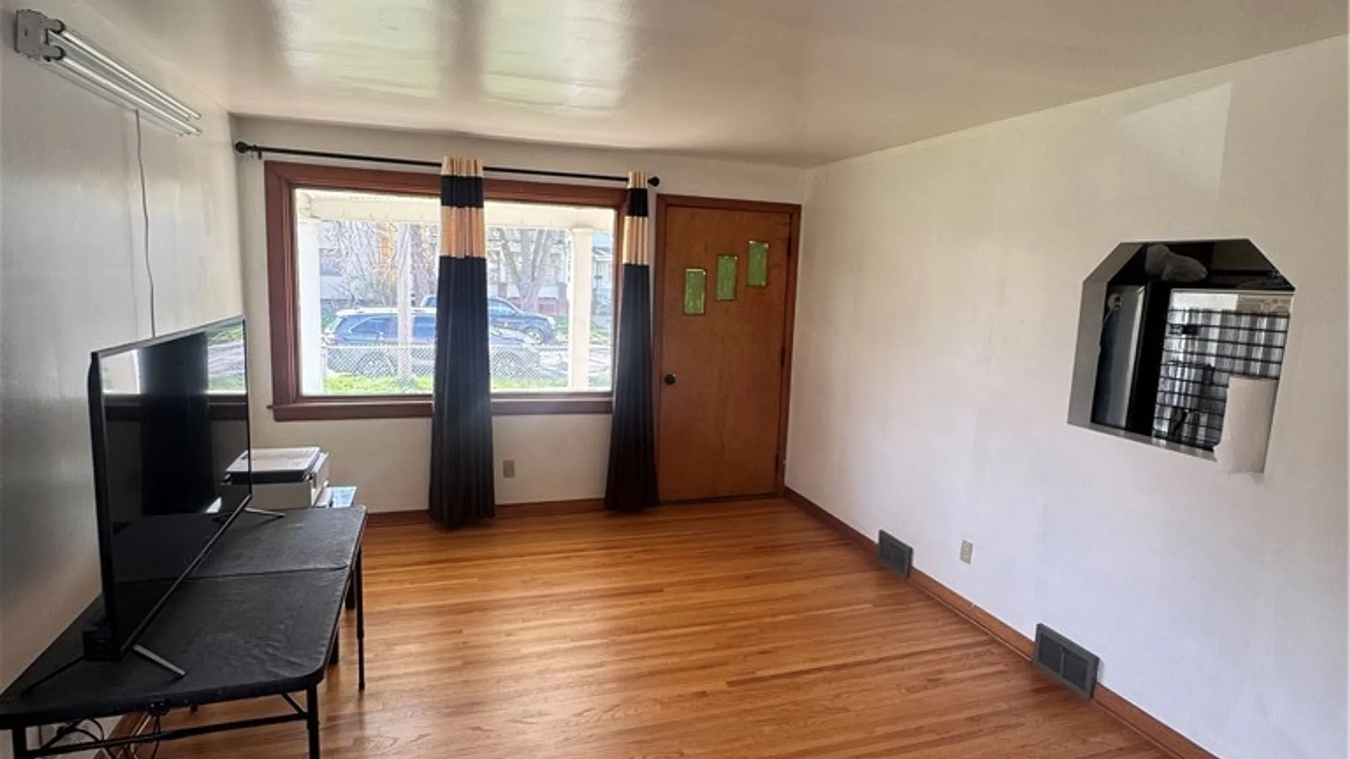 Property at 465 18th Street, Niagara Falls, NY 14303 9