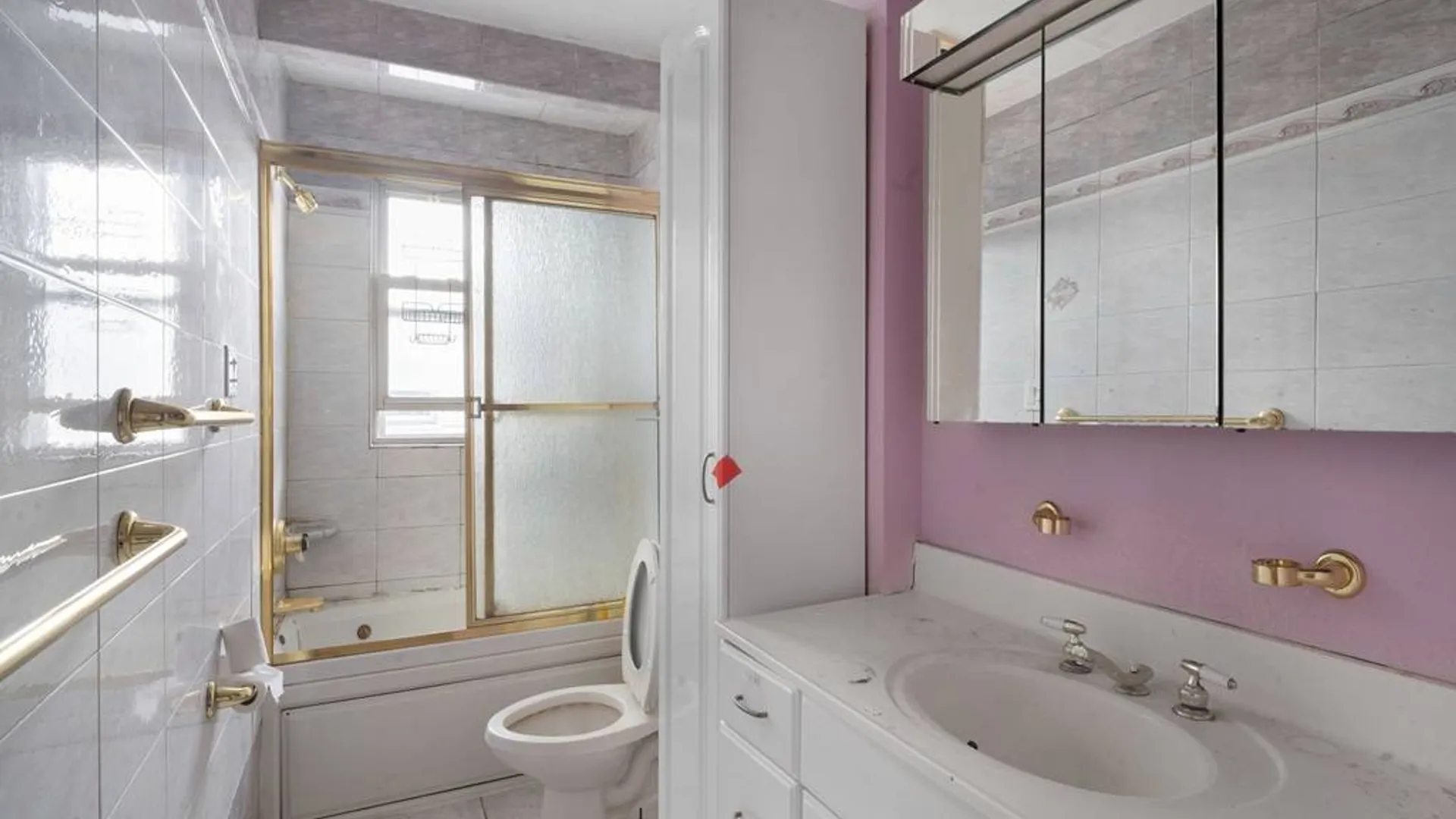 Property at 194 Bay 7th St, Brooklyn, NY 11228 16