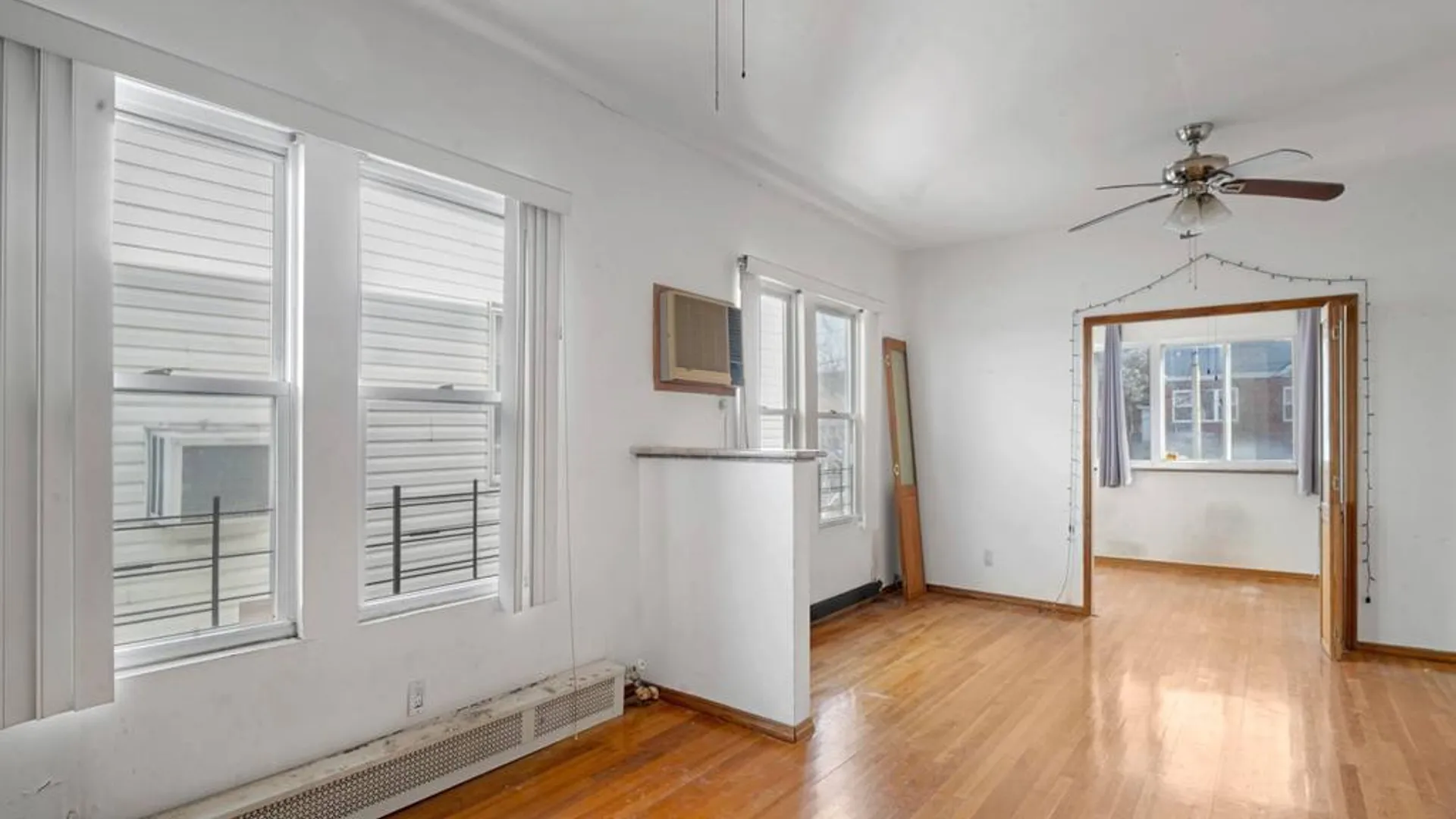 Property at 194 Bay 7th St, Brooklyn, NY 11228 5