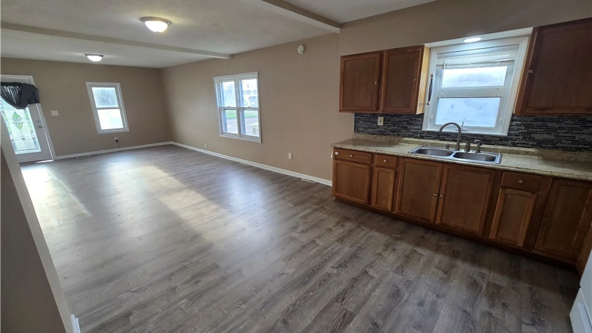 Property at 2802 Lemoyne Avenue, Salina, NY 13211 8