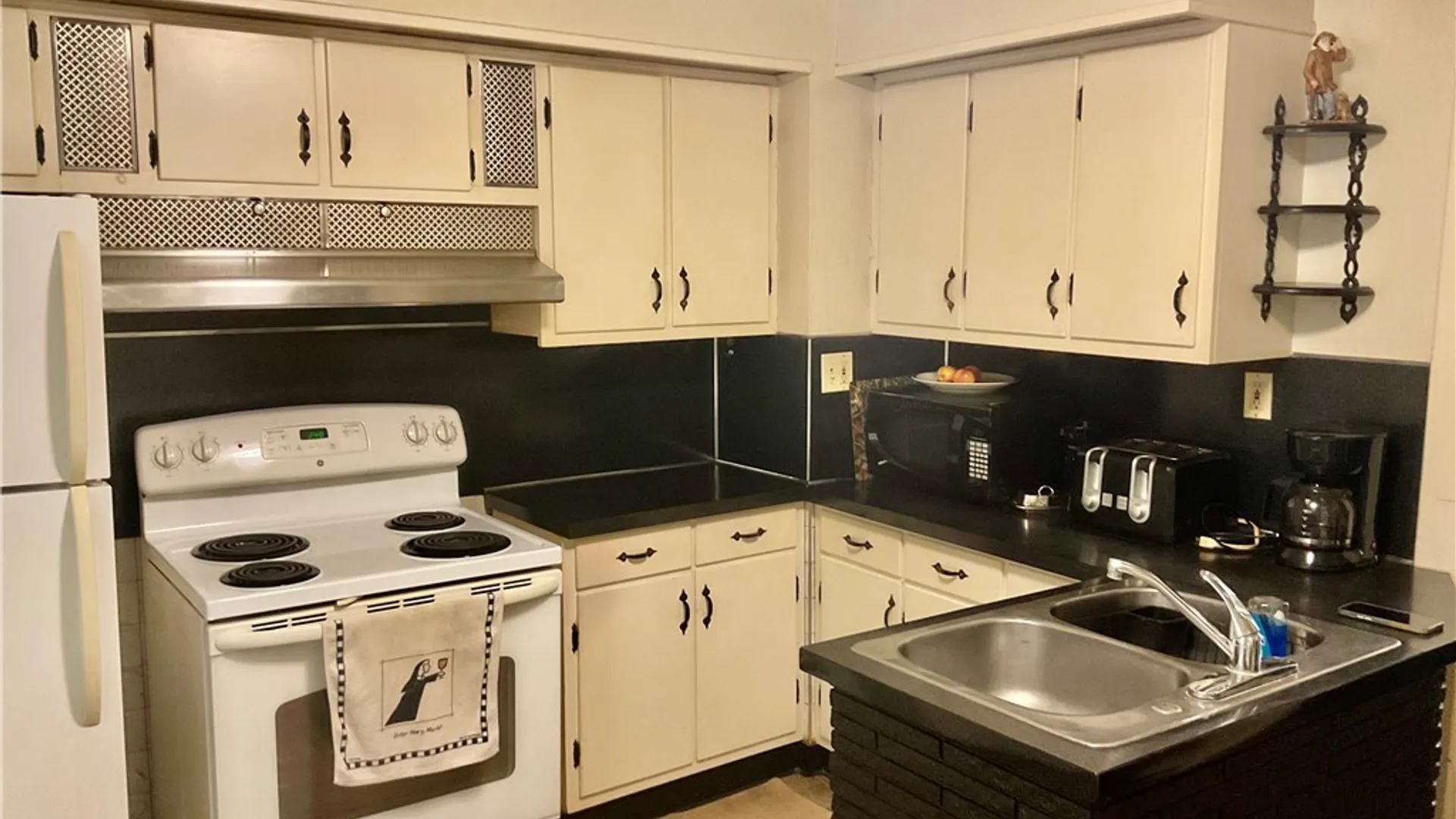 Property at 9 Orchard Street, German Flatts, NY 13357 6