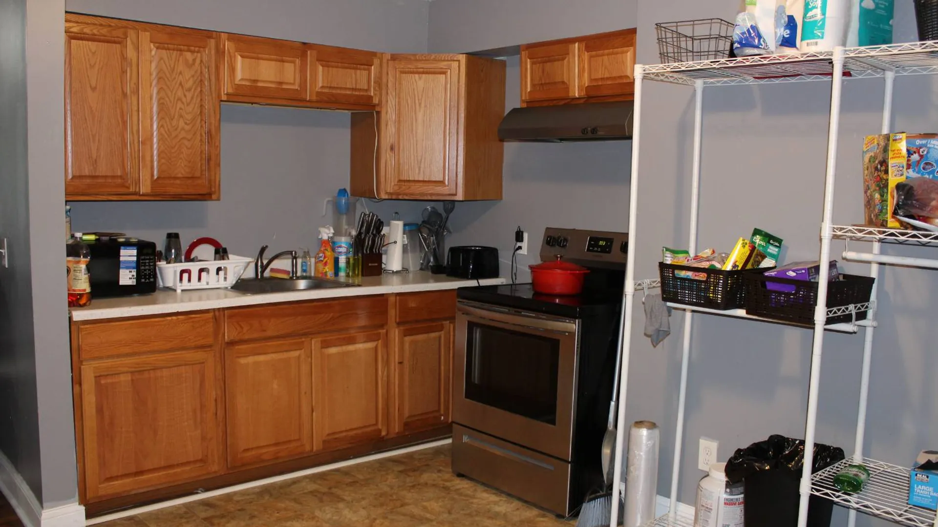 Property at 17 N Lake Ave, Albany, NY 12203 12