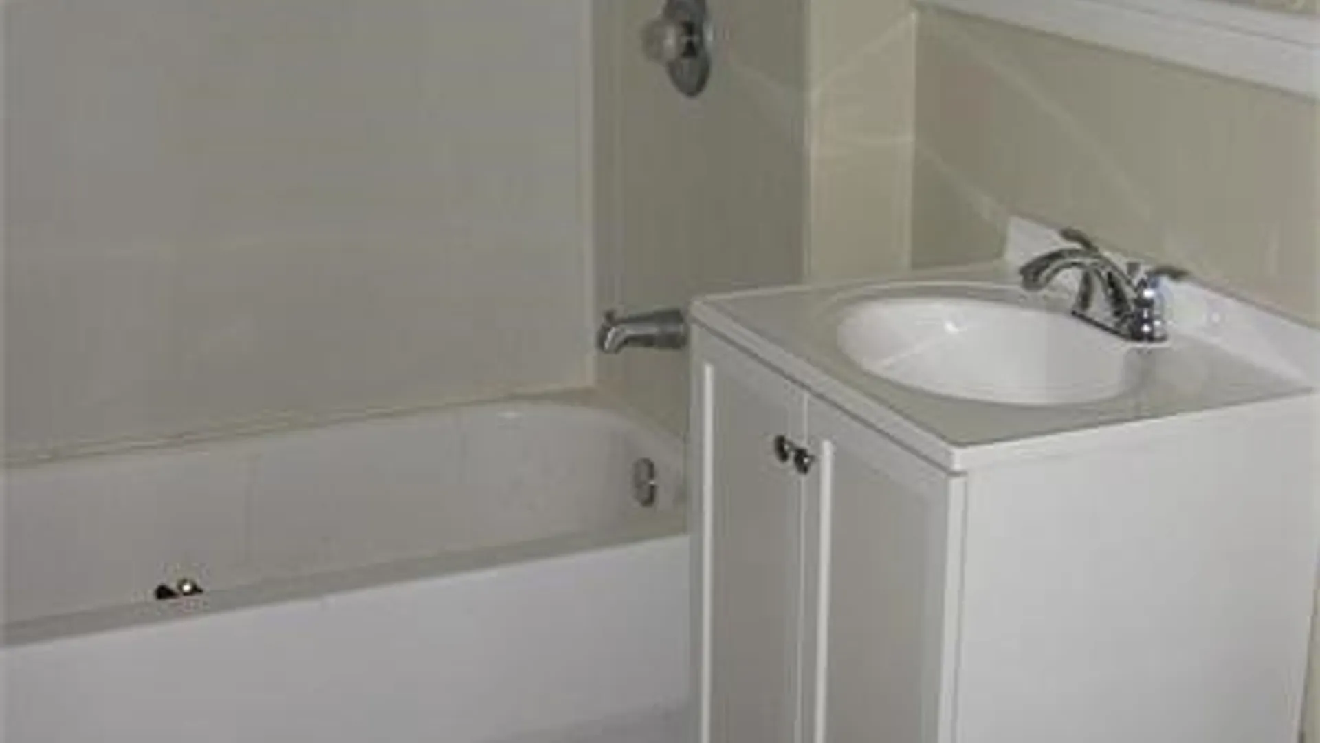 Property at 1109 Wolf Street, Syracuse, NY 13208 2