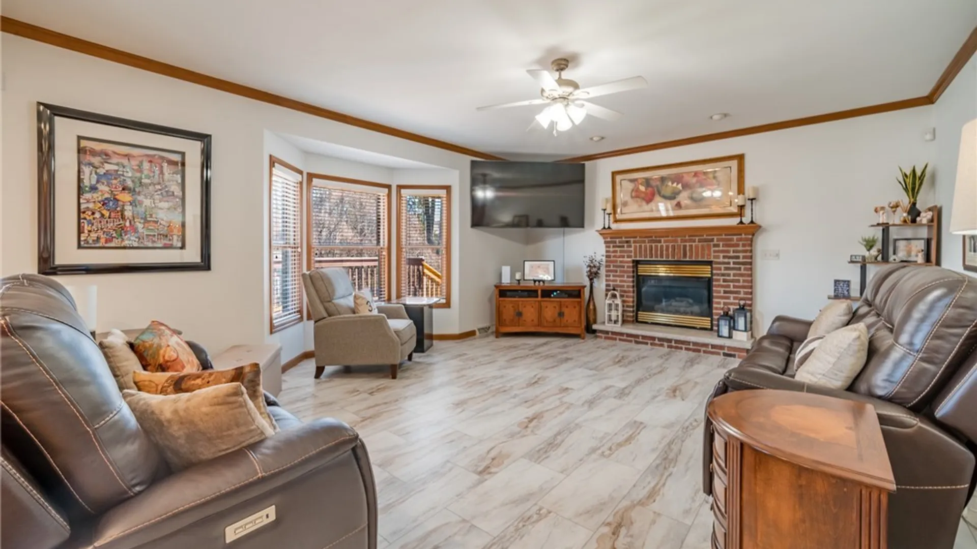 Property at 4320 Lazybrook Circle, Clay, NY 13088 14