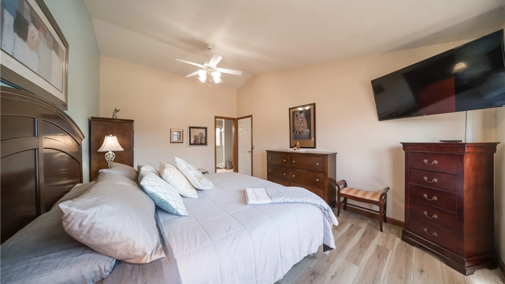 Property at 4320 Lazybrook Circle, Clay, NY 13088 26