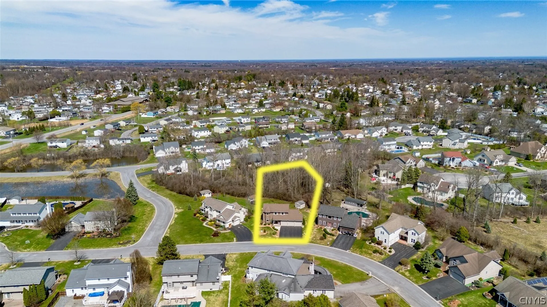 Property at 4320 Lazybrook Circle, Clay, NY 13088 46