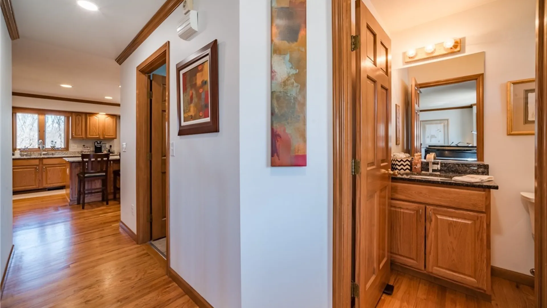 Property at 4320 Lazybrook Circle, Clay, NY 13088 5