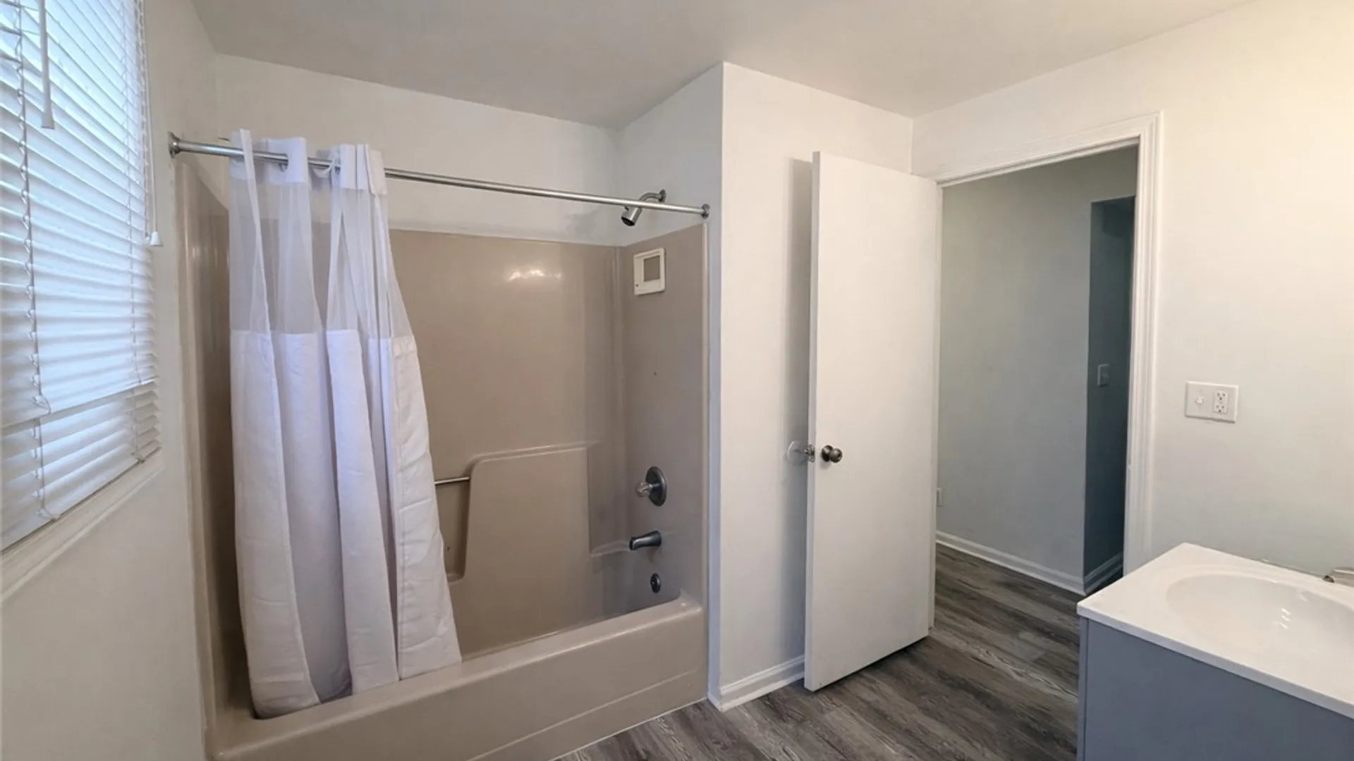 Property at 121 Warner Street, Rochester, NY 14606 6