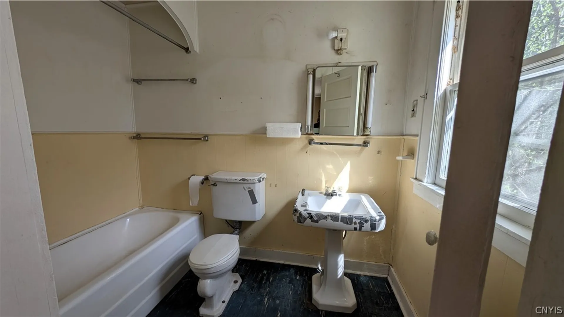 Property at 412 Edgerton Street, Manlius, NY 13116 9