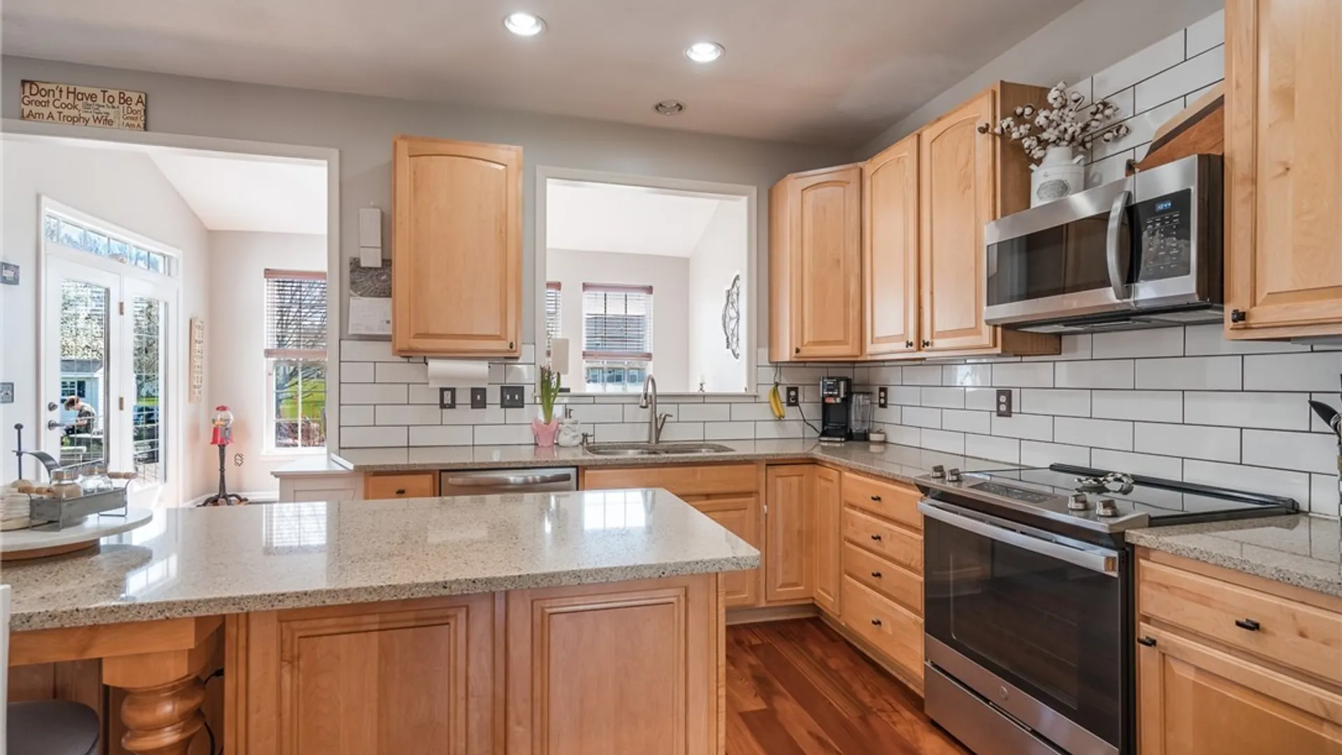 Property at 103 Goldenrod Lane, Camillus, NY 13164 11